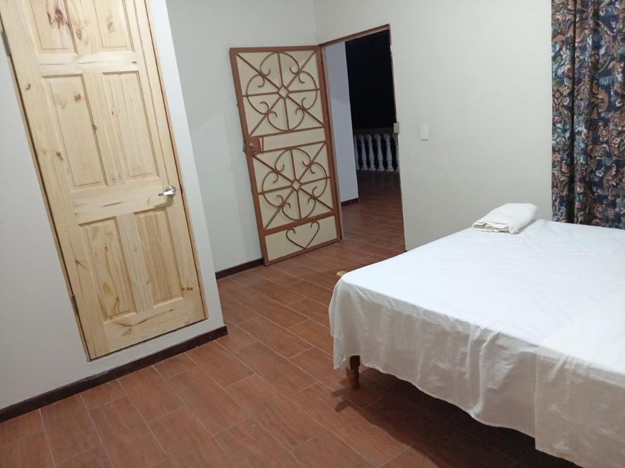 Ibania Hostal Tamanique Exterior foto
